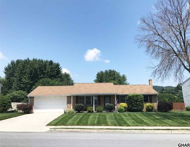 1013 Dogwood Ln, Enola, PA, 17025