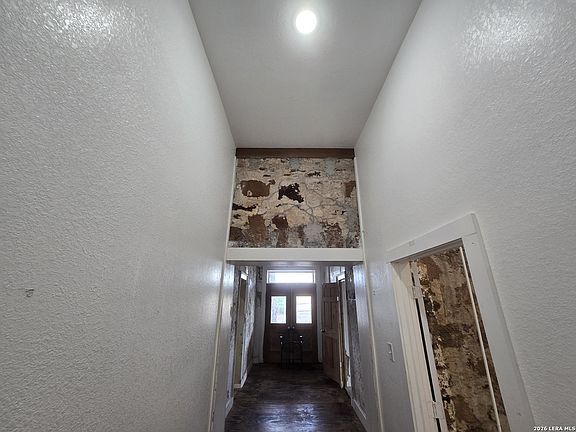 2nd image of 21805 Senior Rd