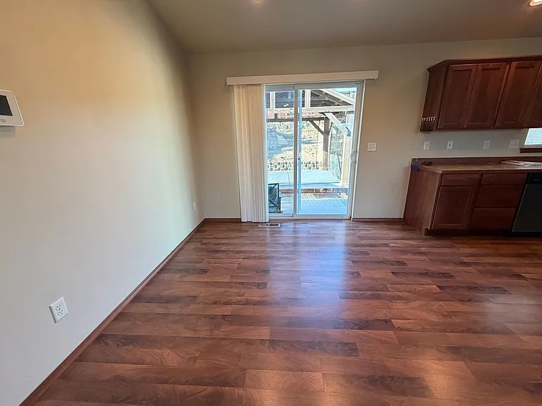 2679 Semolina Loop — Photo 4