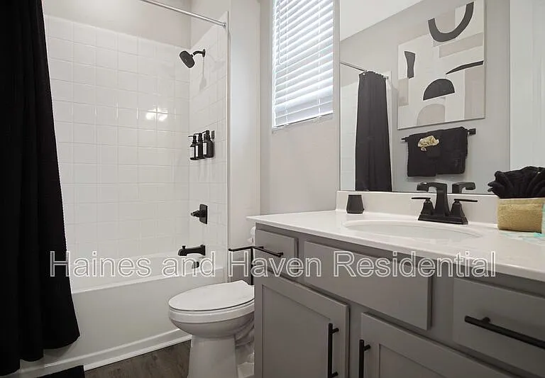832 Blue Creek Dr — Photo 22