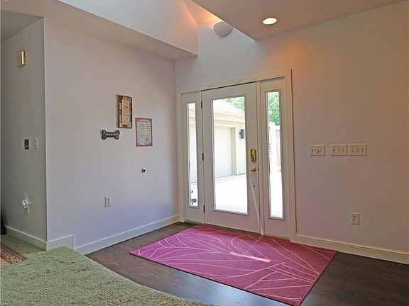 4th image of 6524 Foursome Ln