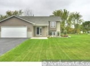 1862 73rd St, Centerville, MN 55038