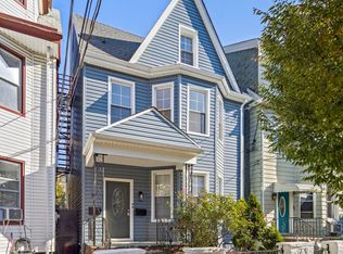 36 47th St, Weehawken, NJ 07086