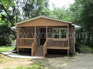 609A N Market St, Lancaster, SC 29720