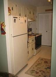 3rd image of 12214 Woodside Dr