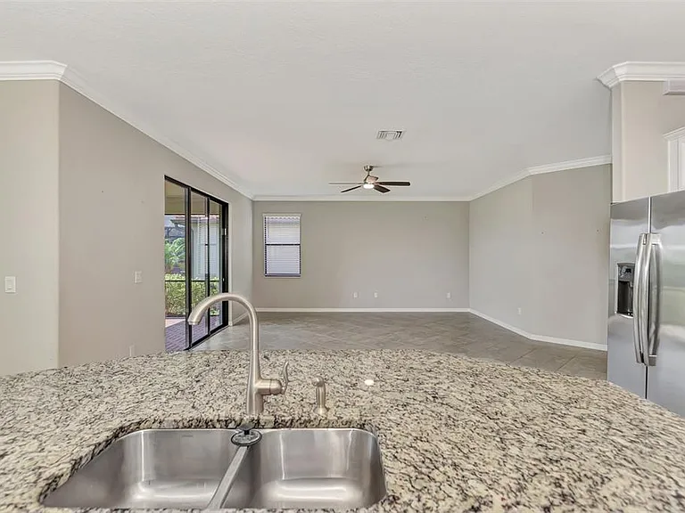 10113 Fiddlewood Dr — Photo 19