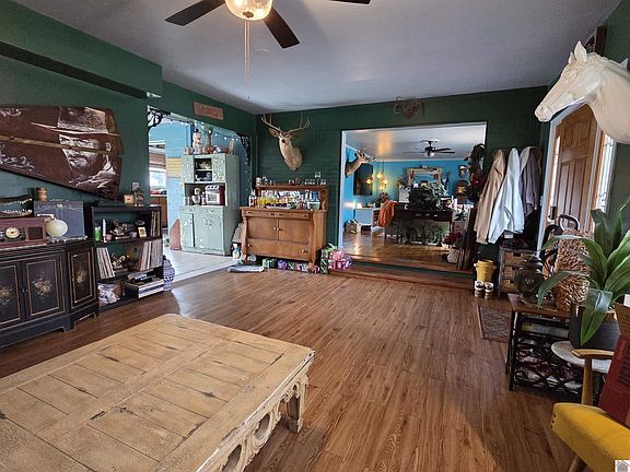 5th image of 6421 Benton Rd