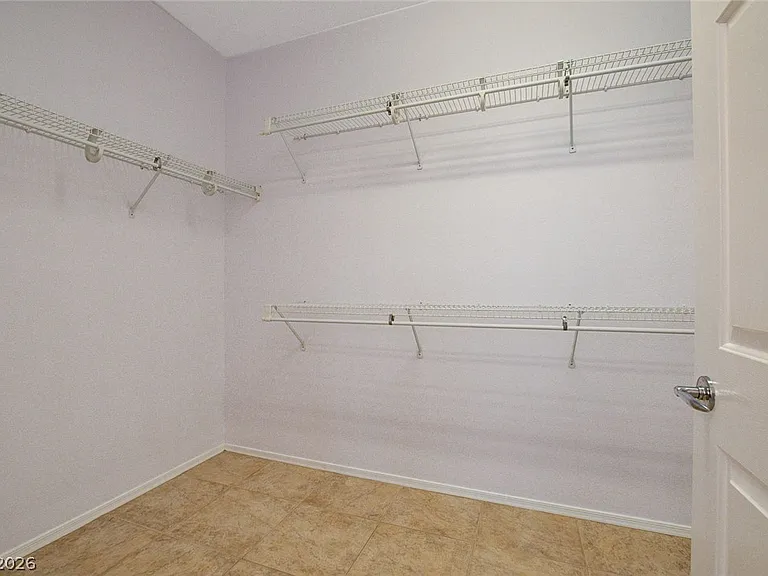 2521 Evansville Ave — Photo 24