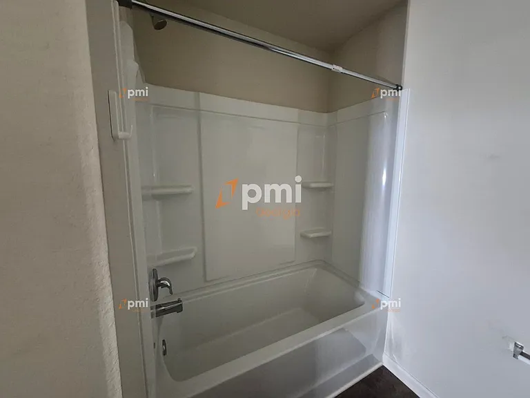 115 Foley Dr — Photo 17