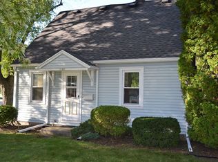 1102 E Nevada Ave, Oshkosh, WI 54901