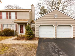854 Portobello Rd, Toms River, NJ 08753