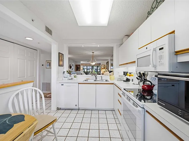 5627 Ashton Way #5627 — Photo 9