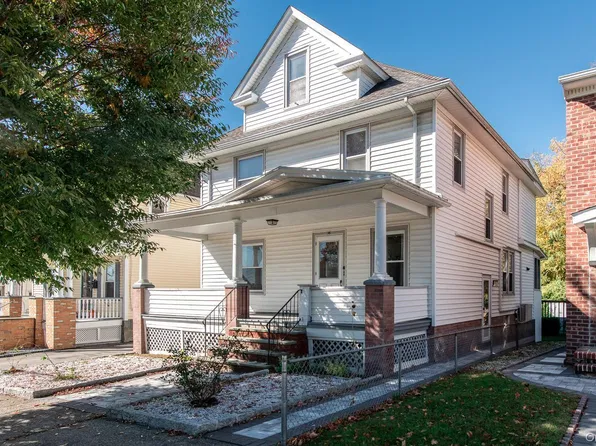 38 Roosevelt Avenue, Poughkeepsie, NY 12601
