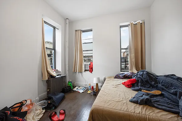 Rented by Corcoran | media 7