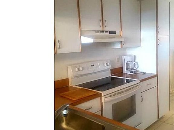 4th image of 10666 W Clairmont Cir #304
