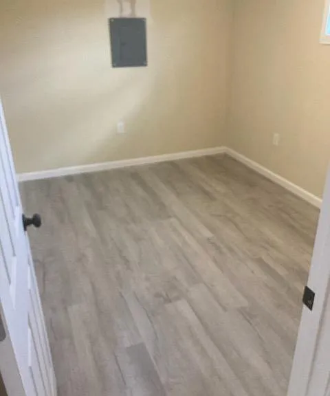 25 Holladay Dr #26 — Photo 2