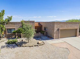1800 W Camino Urbano, Green Valley, AZ 85622