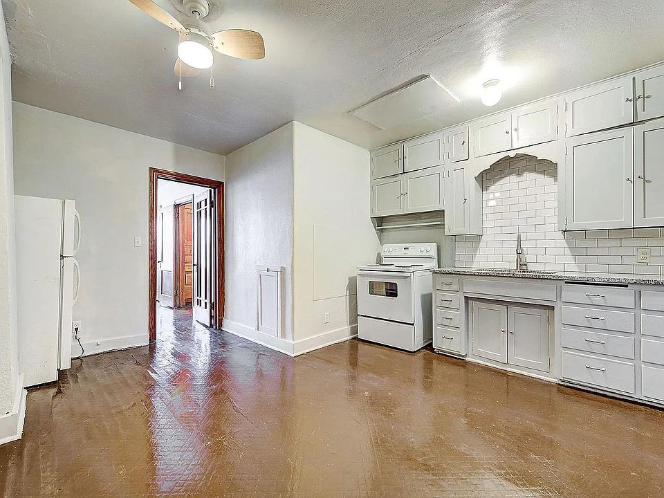 1st image of 2820 S Robinson Ave Unit 5