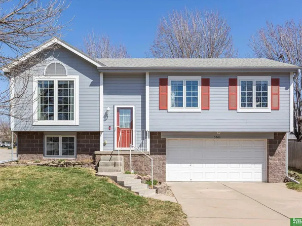5501 S 190th Ter, Omaha, NE 68135