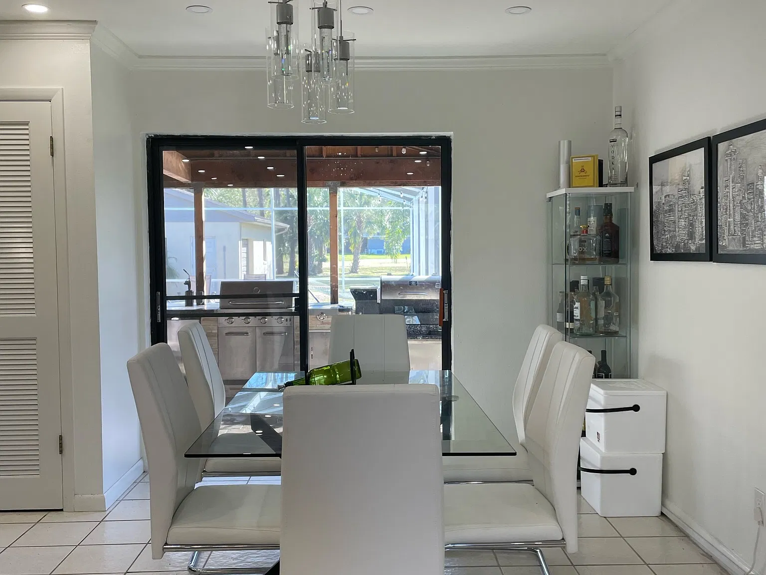 3 bed, 1700 sqft, $3,200 — Photo 2