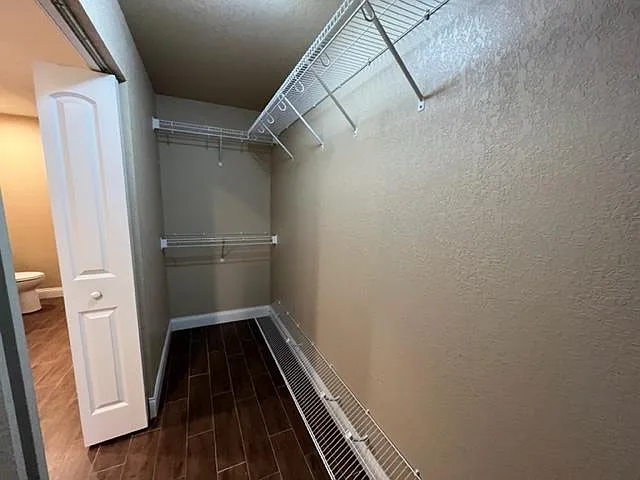 7013 Odoniel Loop W — Photo 21