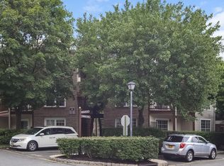 1460 Westgate Dr #6105, Fort Lee, NJ 07024