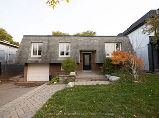 2424 Yolanda Dr, Oakville, ON L6L 2H8