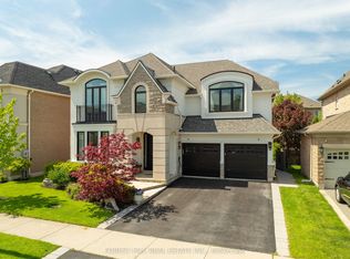 327 Turning Leaf Rd, Oakville, ON L6L6W7