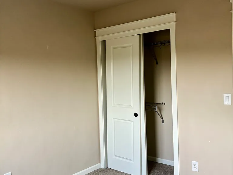 20928 NE High Desert Ln — Photo 10