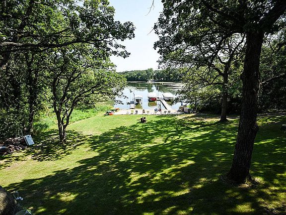 2nd image of 10393 W Lake Ida Ln
