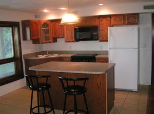 4909 N Galena Rd, Peoria Heights, IL 61616