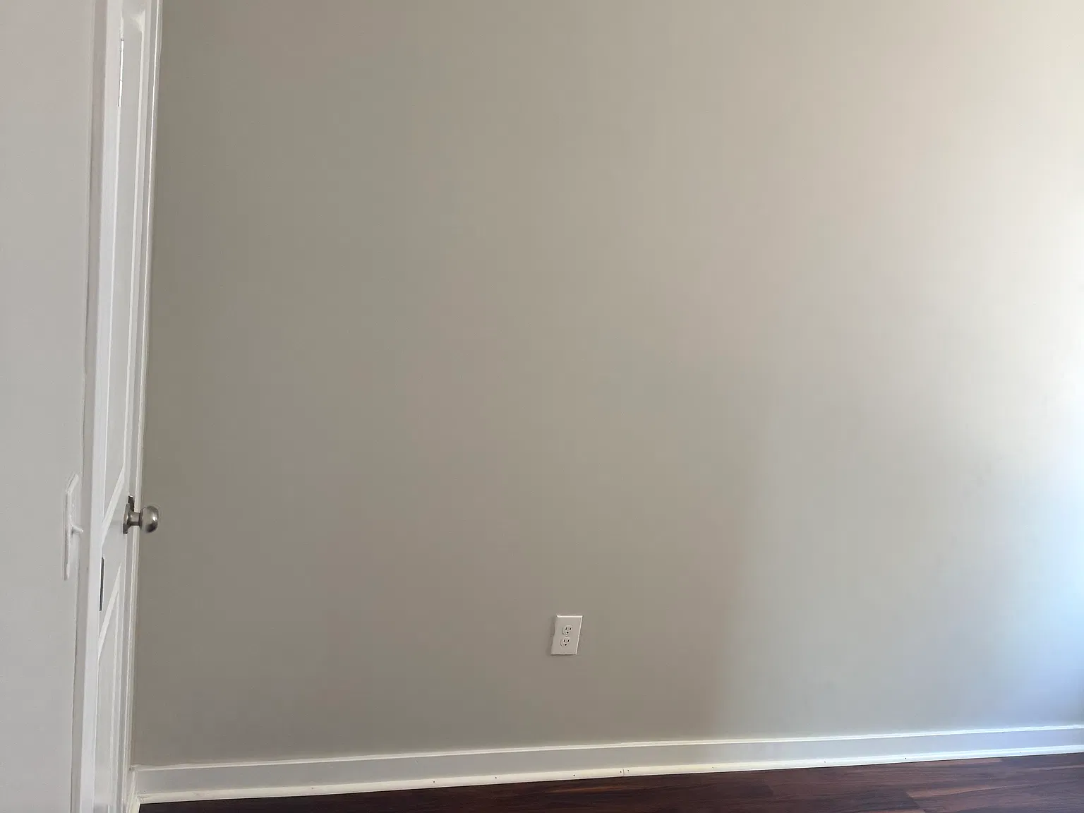 3 bed, $2,500 — Photo 2
