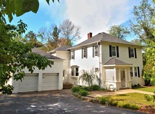 45 W Division St, Holbrook, MA 02343