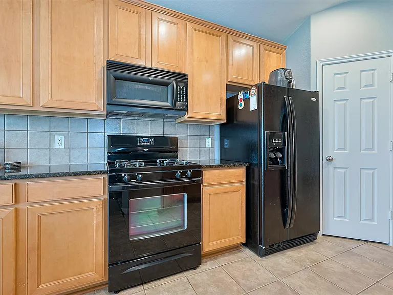1007 Casting Springs Way — Photo 20