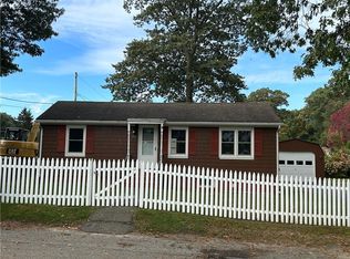 30 Rhode Island Ave, Cumberland, RI 02864