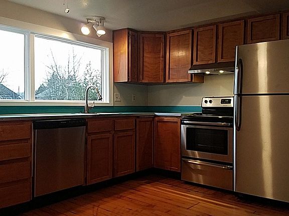 Kitchen 152" x 155"