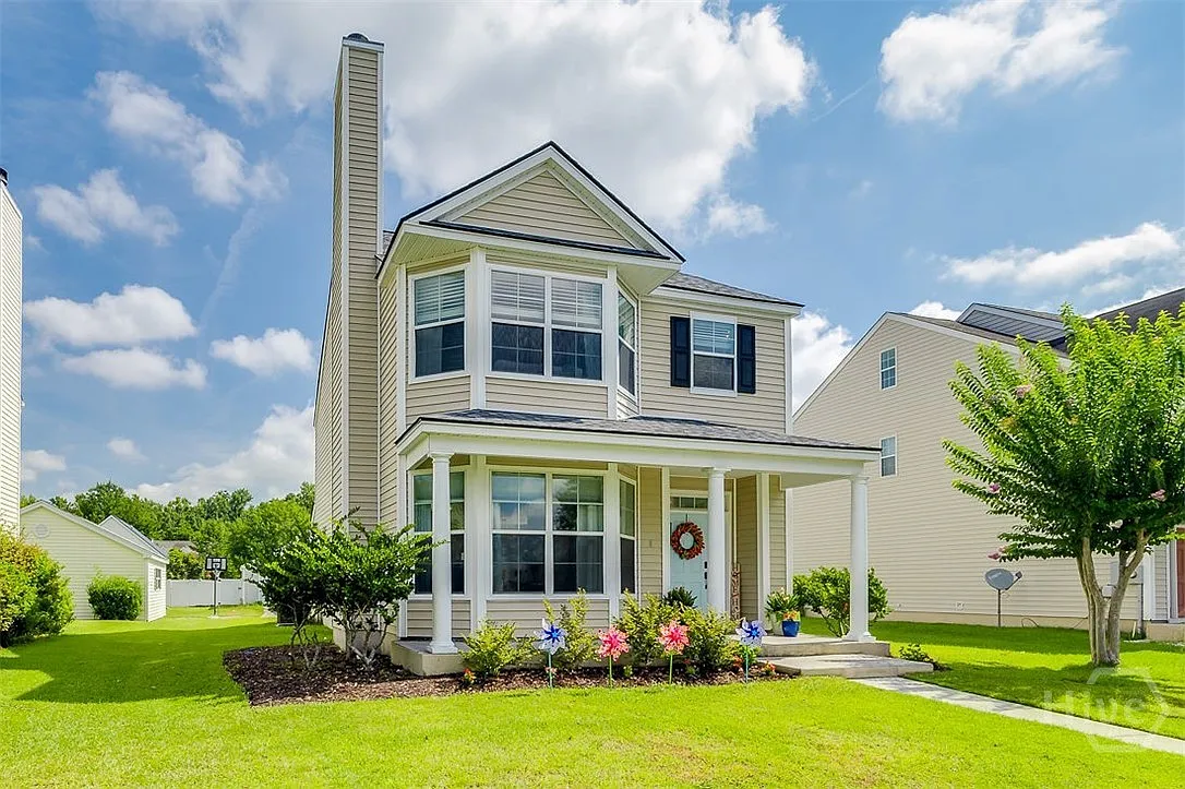 3 bed, 2.5 bath, 1924 sqft, $2,800 — Photo 3