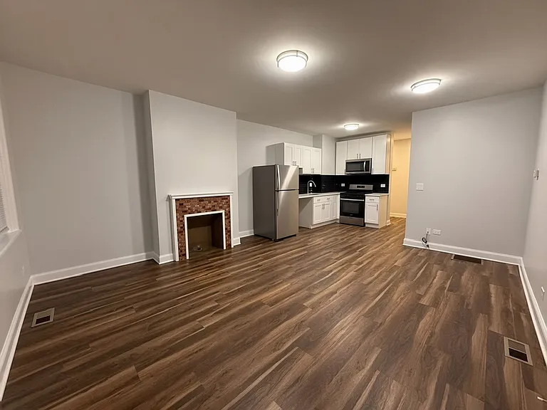 75 Pine Ave #78 — Photo 5
