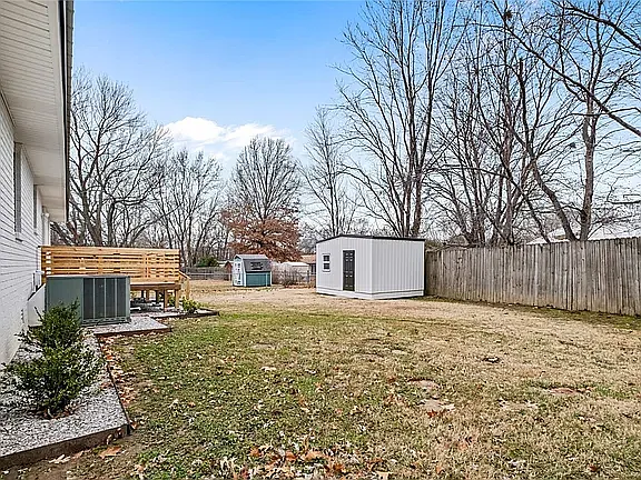 2205 Douglas St — Photo 11
