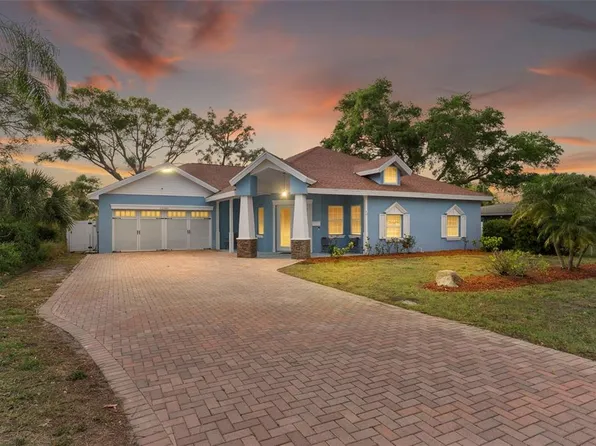 12080 143rd St, Largo, FL 33774