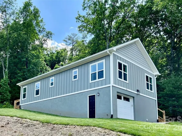 14 Overlook Pl, Asheville, NC 28803