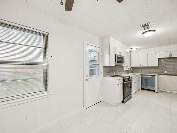 4th image of 10042 Brockbank Dr
