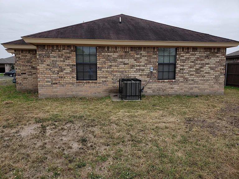 1306 Adela Dr — Photo 13