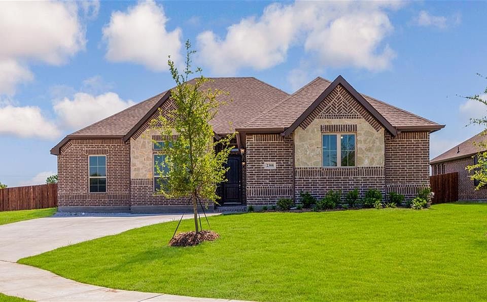 1st image of 2308 Llano Dr