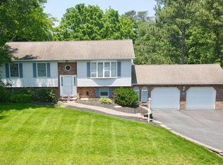 9 White Pine Cir, Elkton, MD