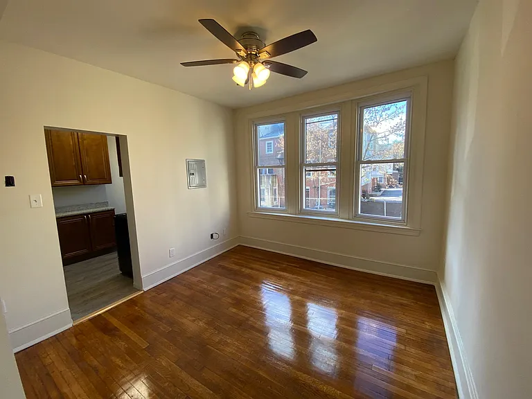 602 N 16th St #3-R — Photo 7