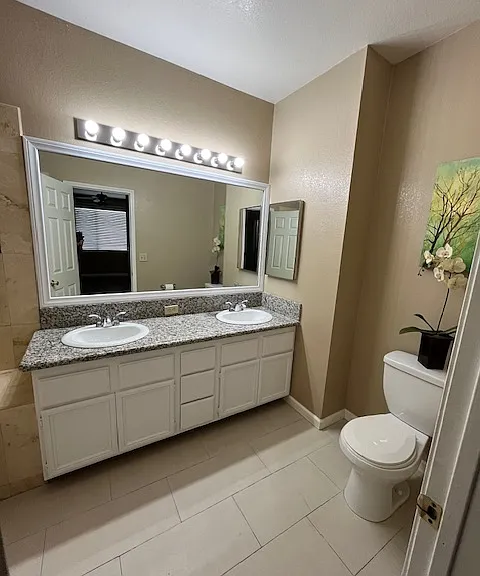 Master bedroom bath