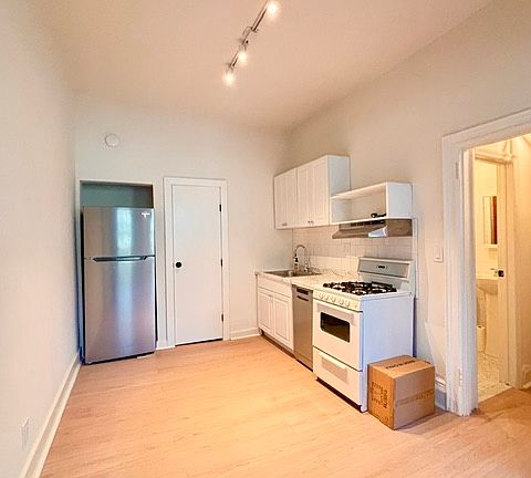 5th image of 158 Hicks St #14/15