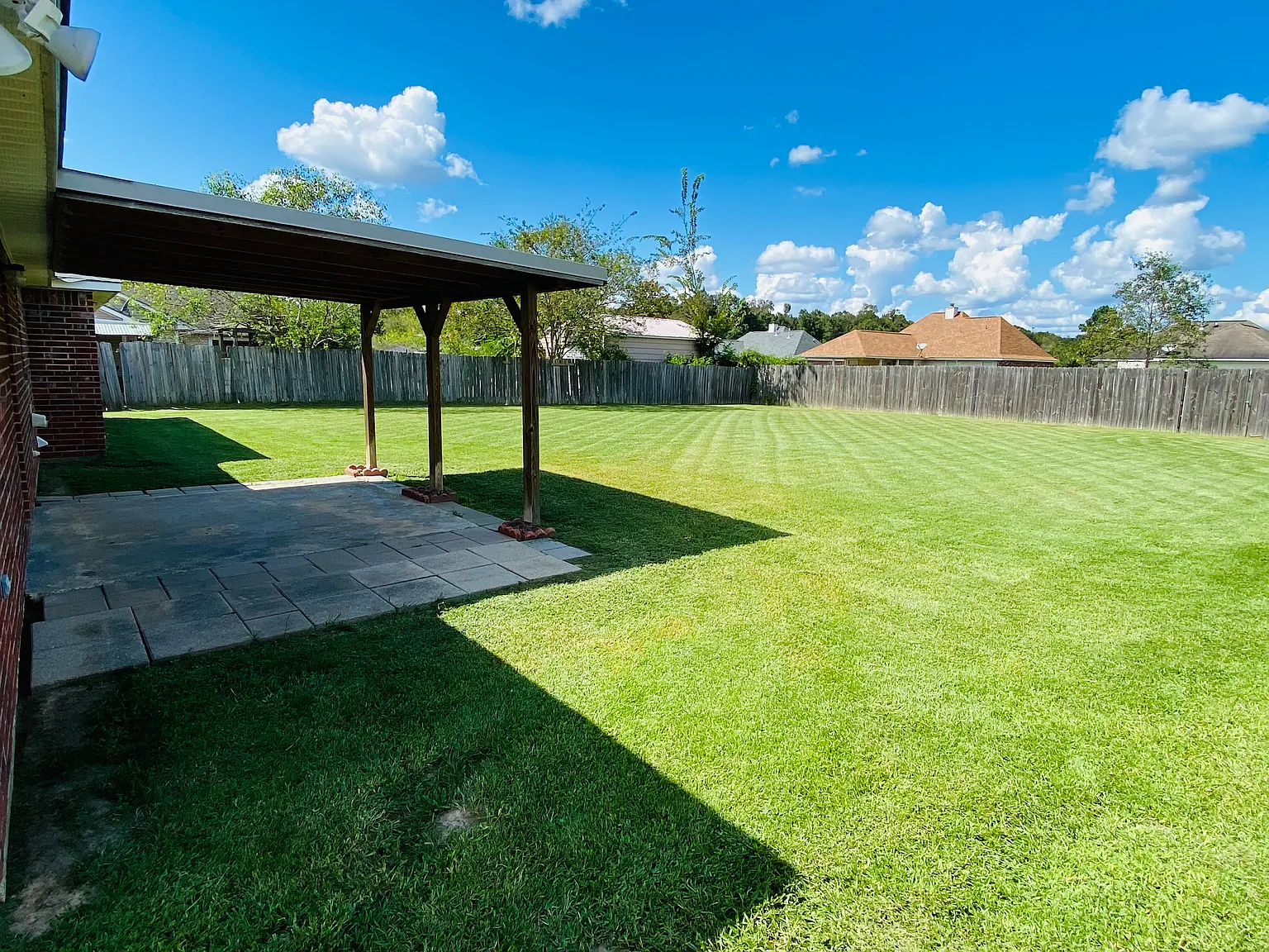 3 bed, 1300 sqft, $1,750 — Photo 2