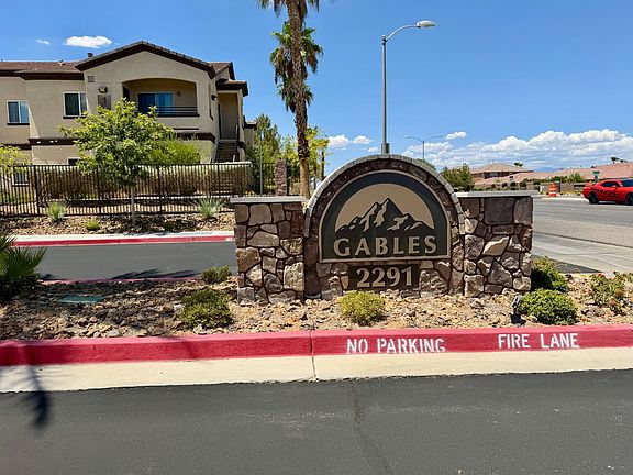 3rd image of 2291 W Horizon Ridge Pkwy Unit 6231